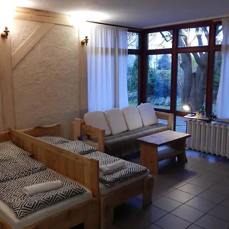 Pokoje Do Wynajecia Nowogrodziec Exterior foto